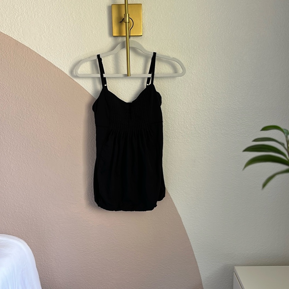 Lululemon Black Tank w/Built-in Bra size 6